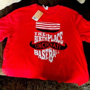 Cincinnati Reds t-shirt. New with tags.